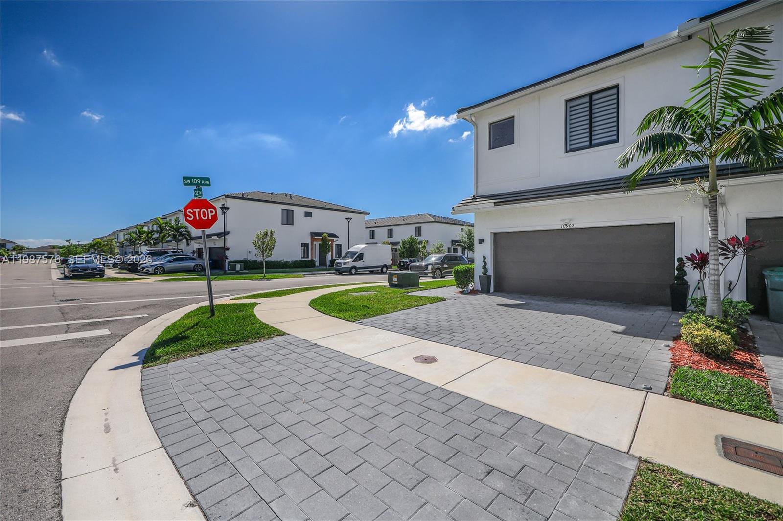 10902 SW 232nd Terrace, Homestead, FL 33032 photo 2