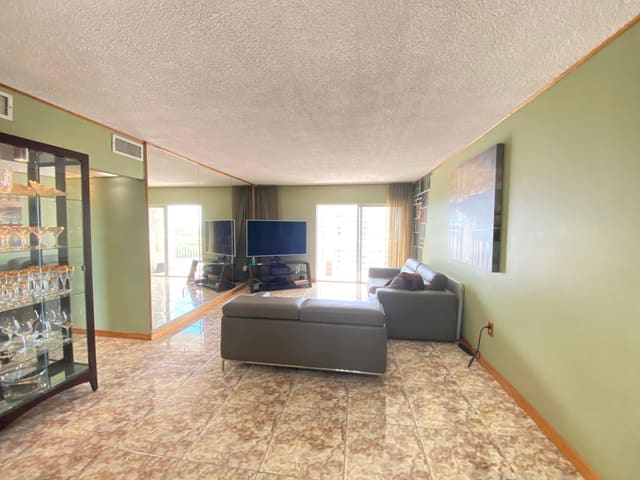 400 Kings Point Drive 1423, Coastal Towers, Sunny Isles Beach, FL
