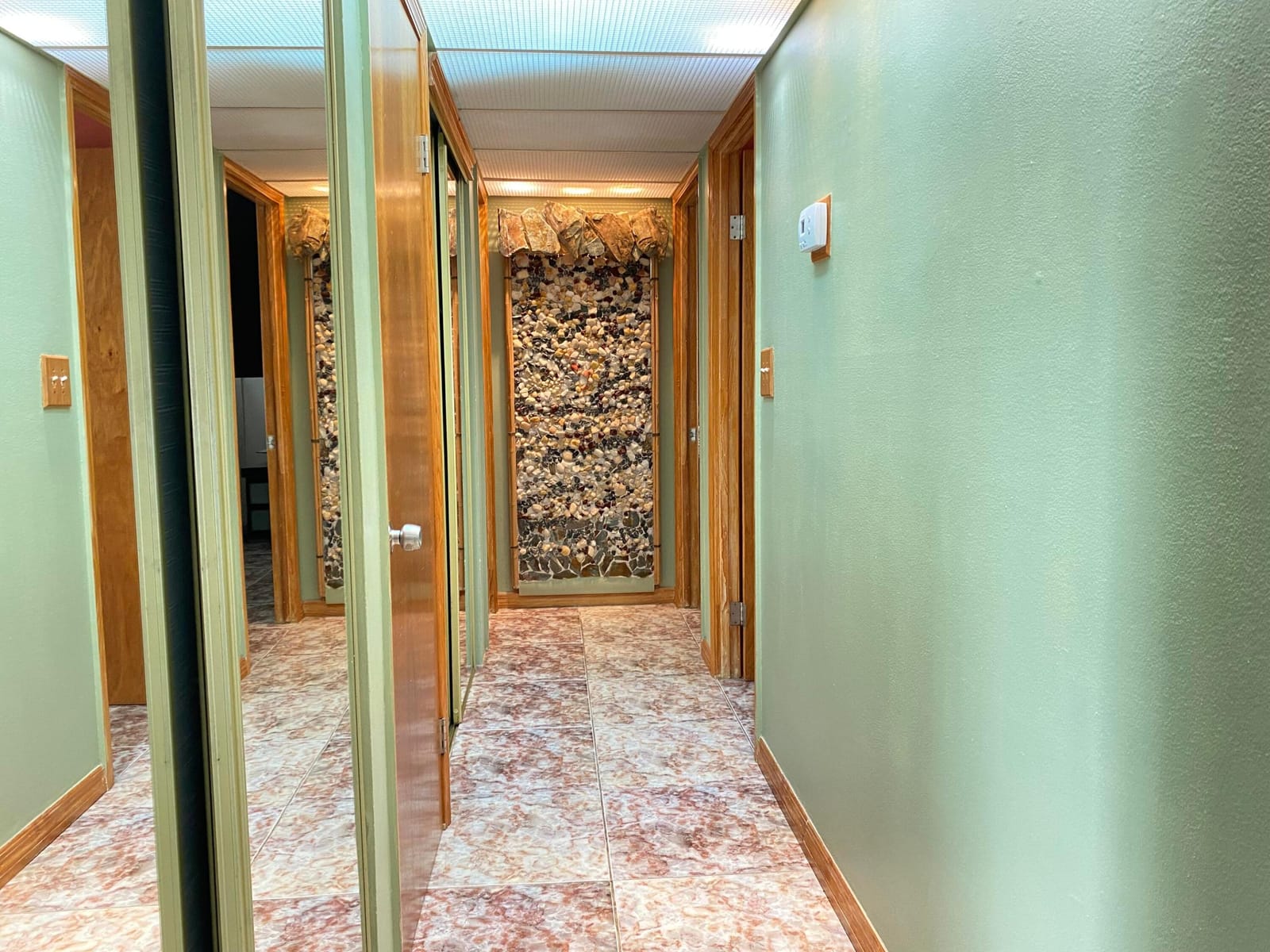 400 Kings Point Drive 1423 — photo 4