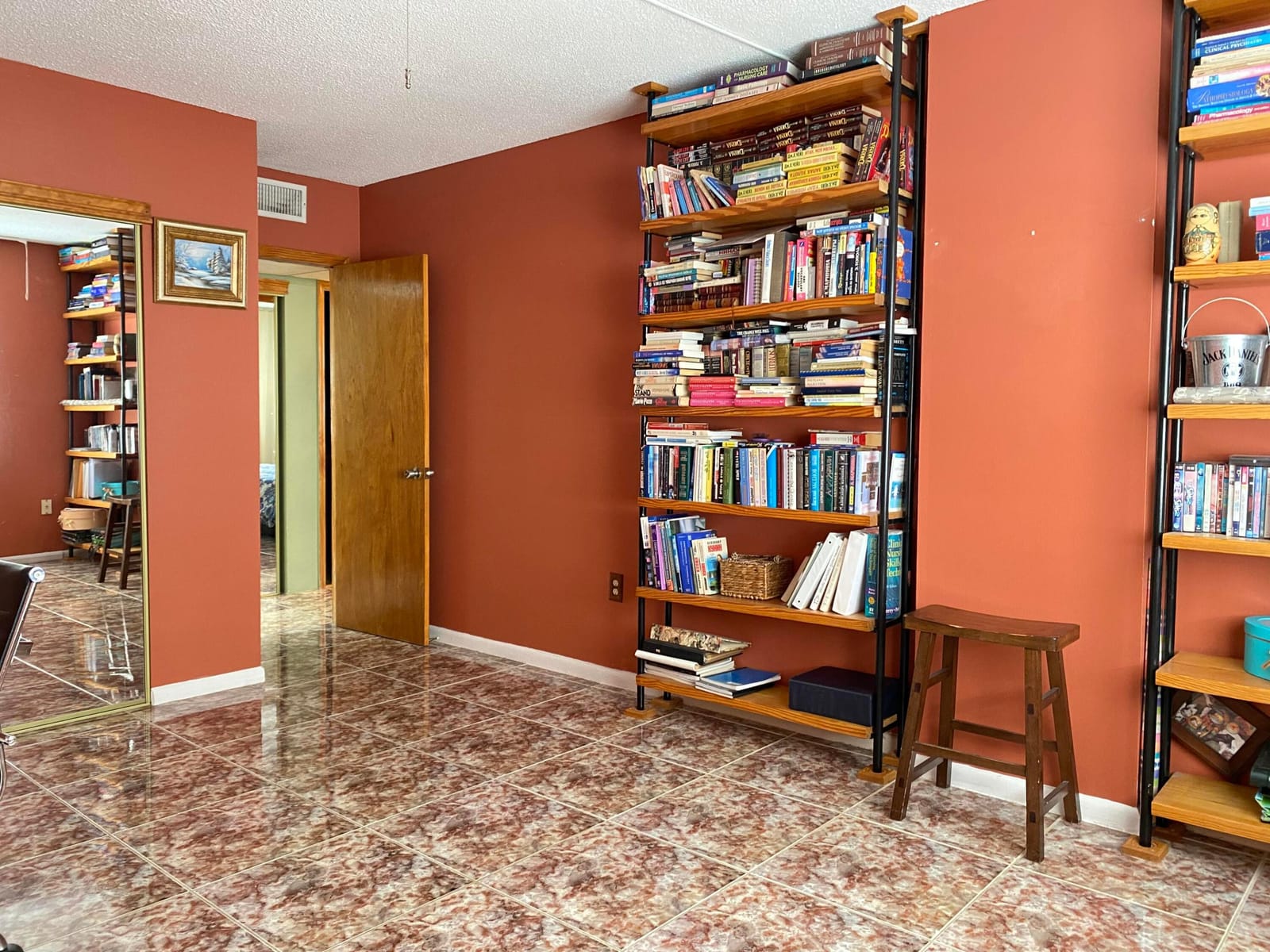400 Kings Point Drive 1423 — photo 9