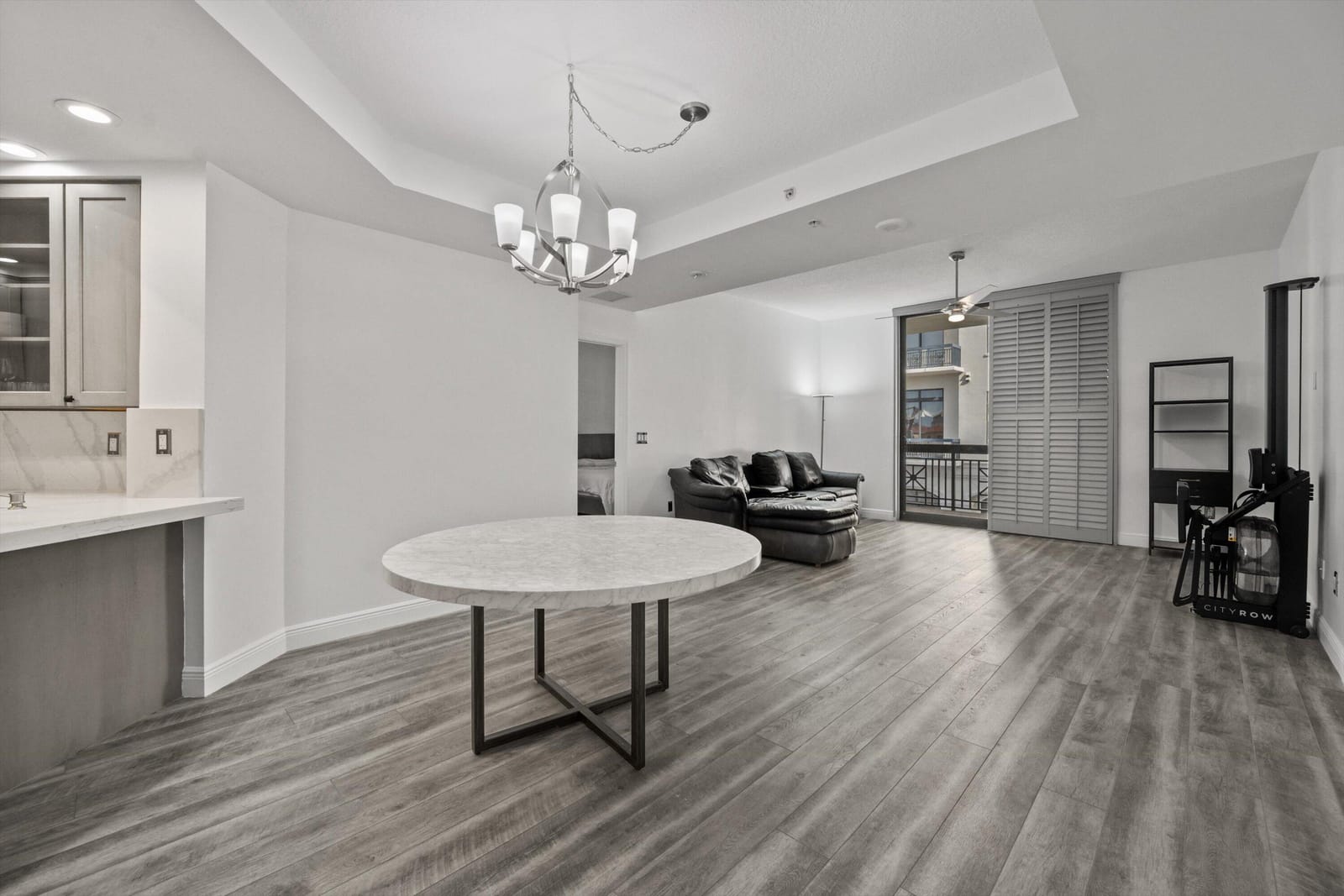 801 S Olive Avenue 615 — photo 4