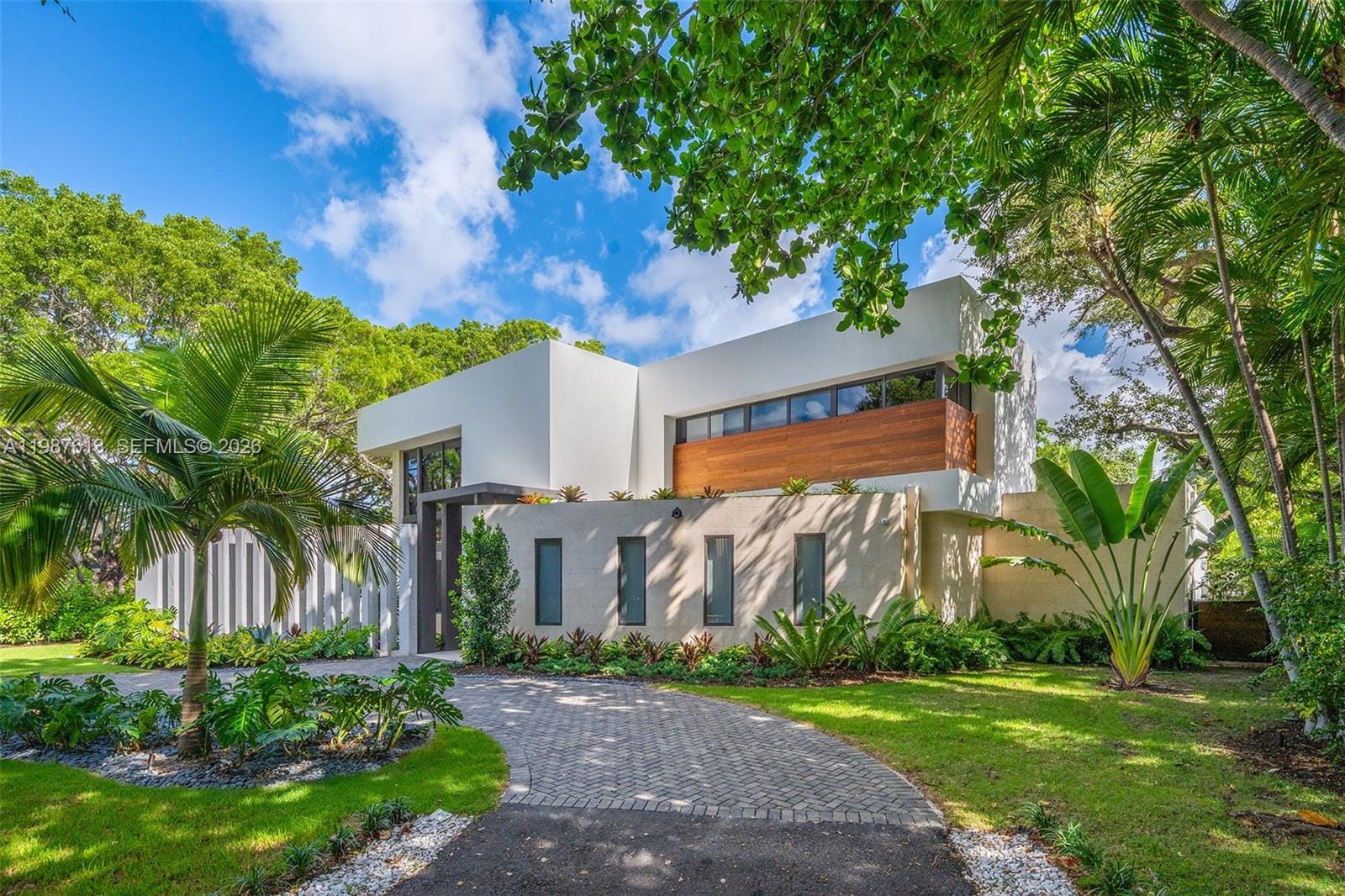 4041 S Le Jeune Road, Miami, FL 33146 photo 2