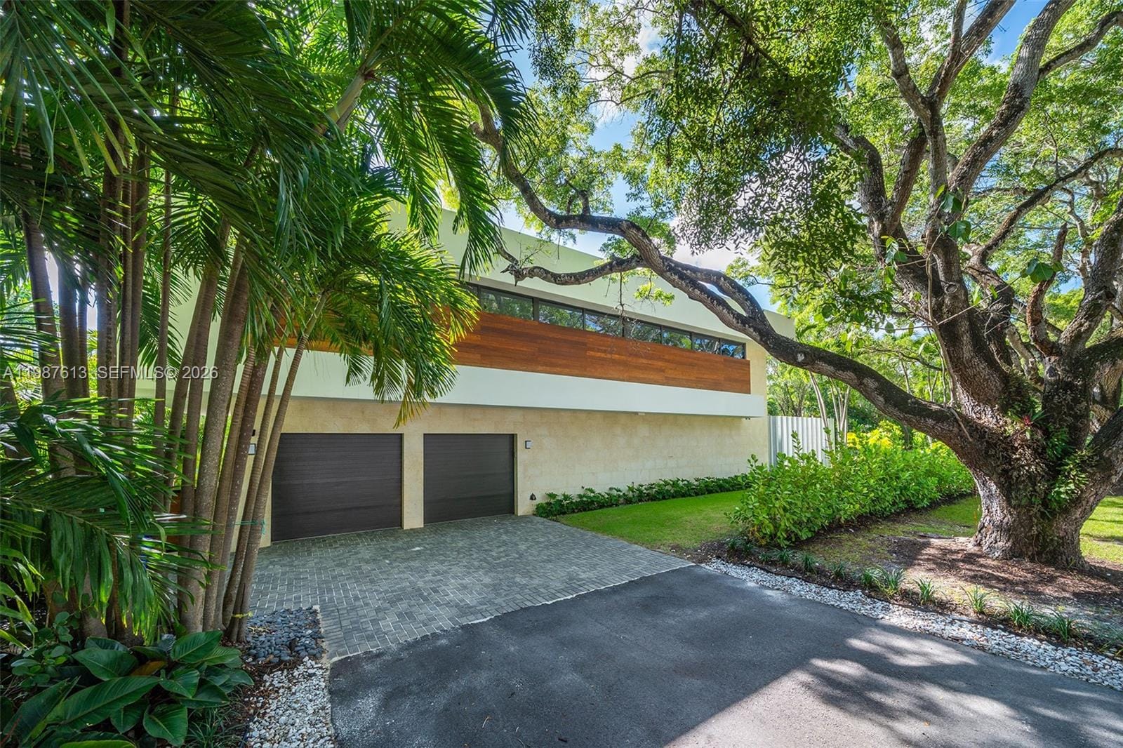 4041 S Le Jeune Road, Miami, FL 33146 photo 4