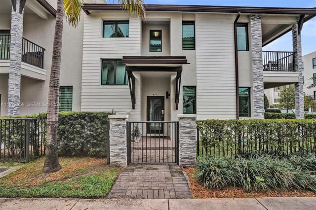4771 NW 84th Avenue, Doral, FL 33166