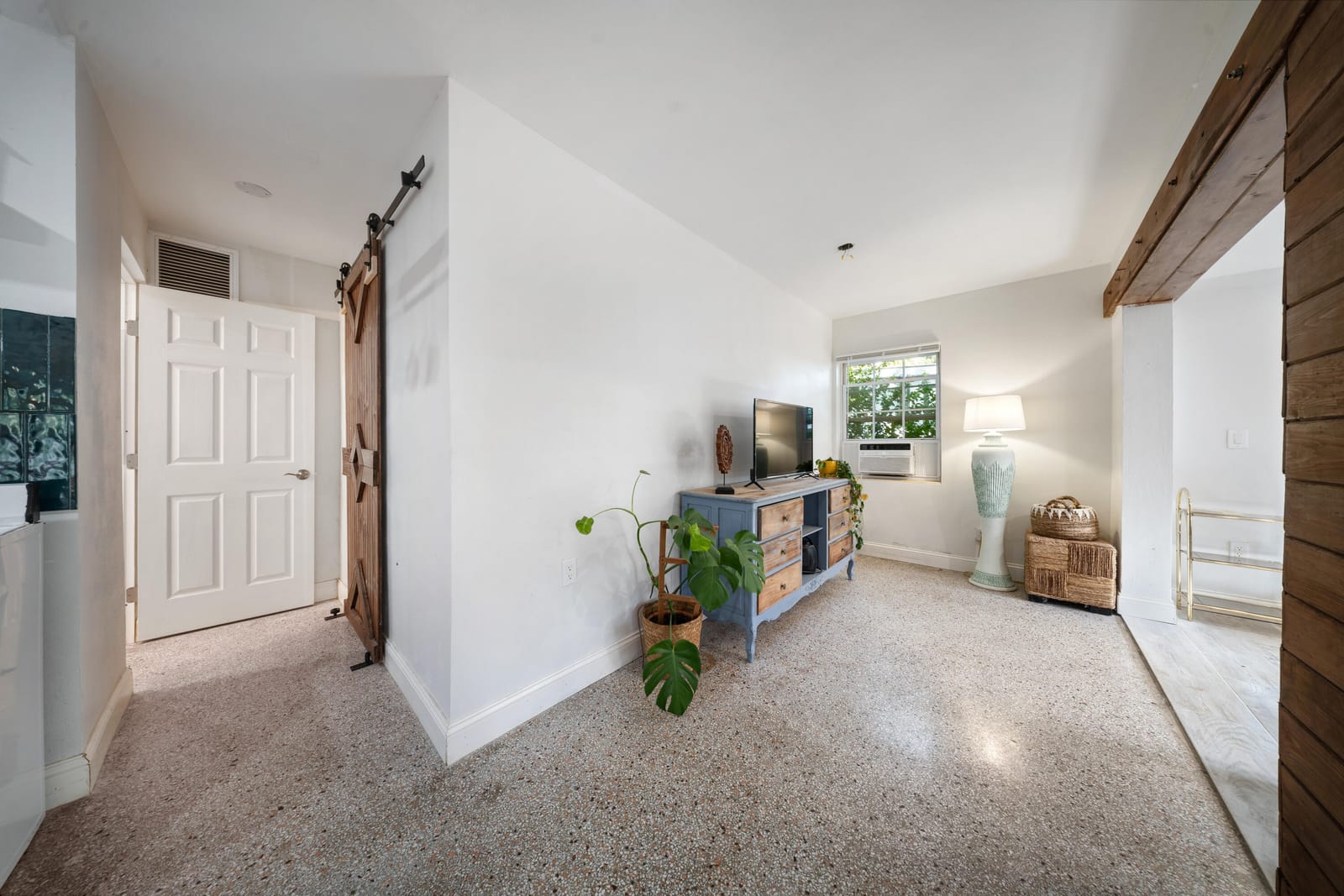 2210 St Lucie Boulevard — photo 11