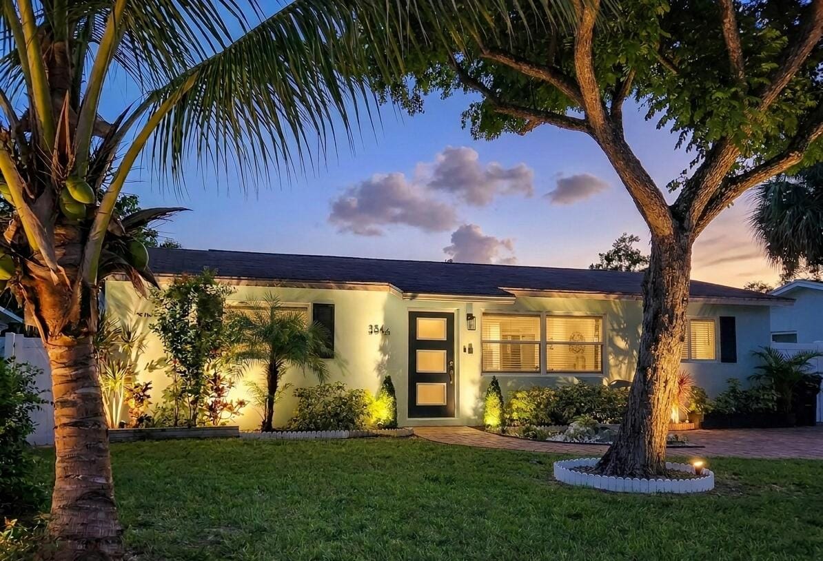 3546 Betty Ann Court E, West Palm Beach, FL 33403 photo 2