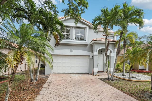 12425 NW 54th Court, sold in Wyndham Lakes North, Coral Springs, FL
