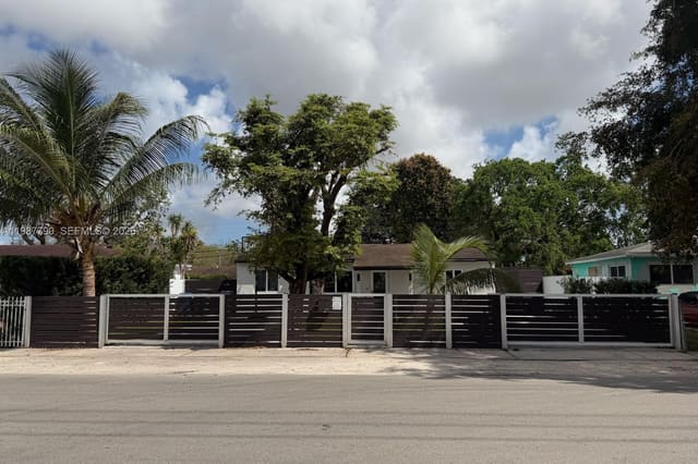8747 NW 36th Avenue, sold in Broadmoor Manor, Miami, FL