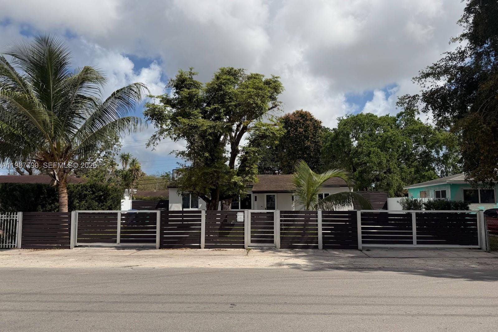 4 bedroom home for sale at 8747 36th, Miami, FL 33147 — $607,000