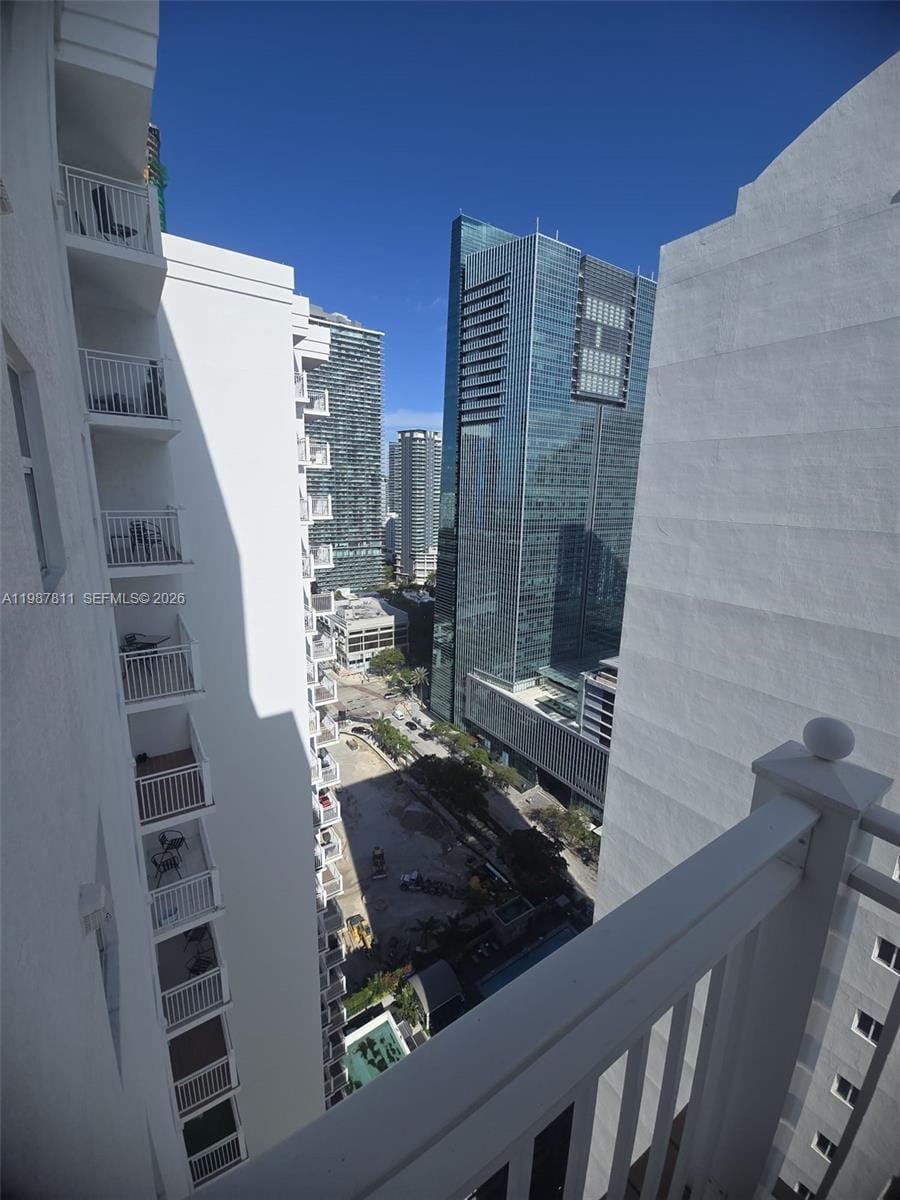 185 SE 14th Terrace 2701, Miami, FL 33131 photo 15