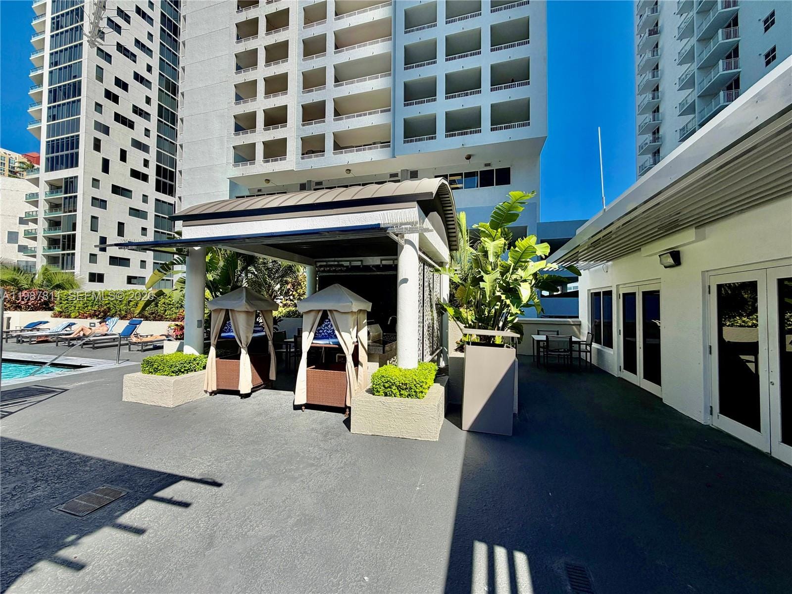 185 SE 14th Terrace 2701, Miami, FL 33131 photo 23