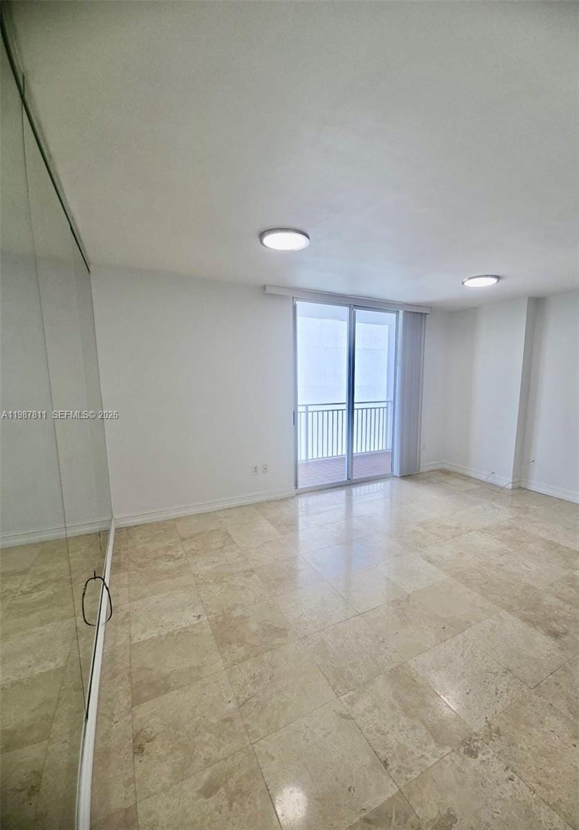 185 SE 14th Terrace 2701, Miami, FL 33131 photo 5
