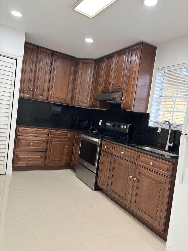 1549 NW 60th Avenue, Sunrise, FL 33313, Sunrise