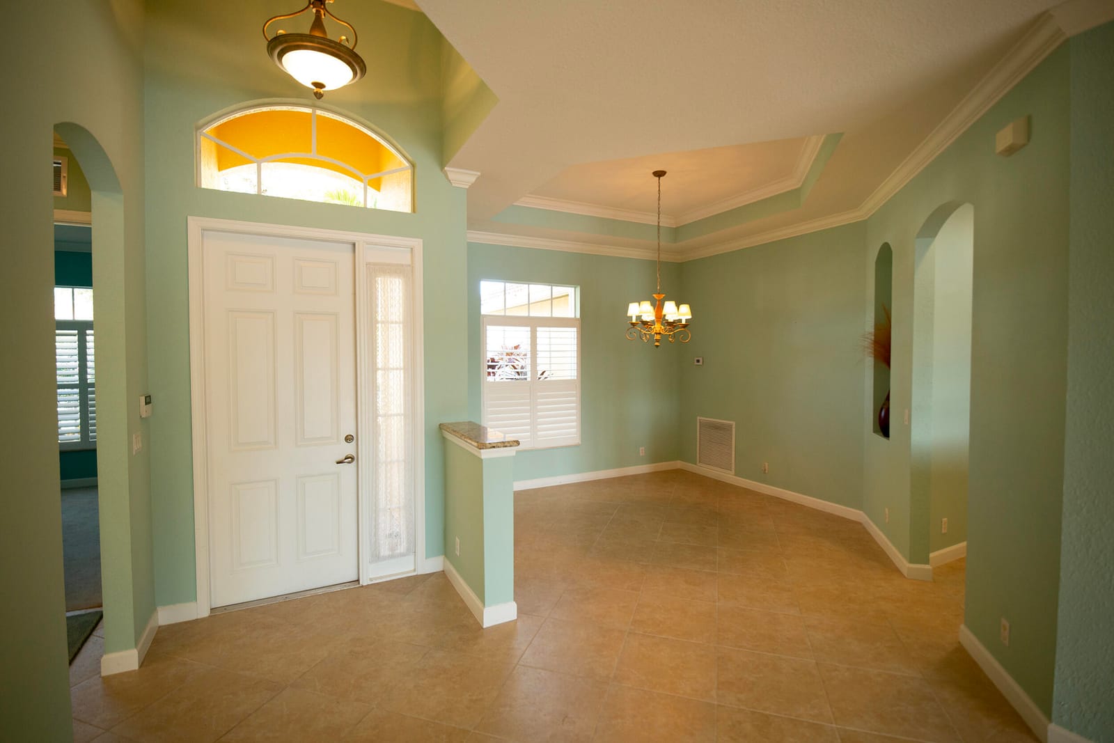 385 NW Sheffield Circle — photo 3
