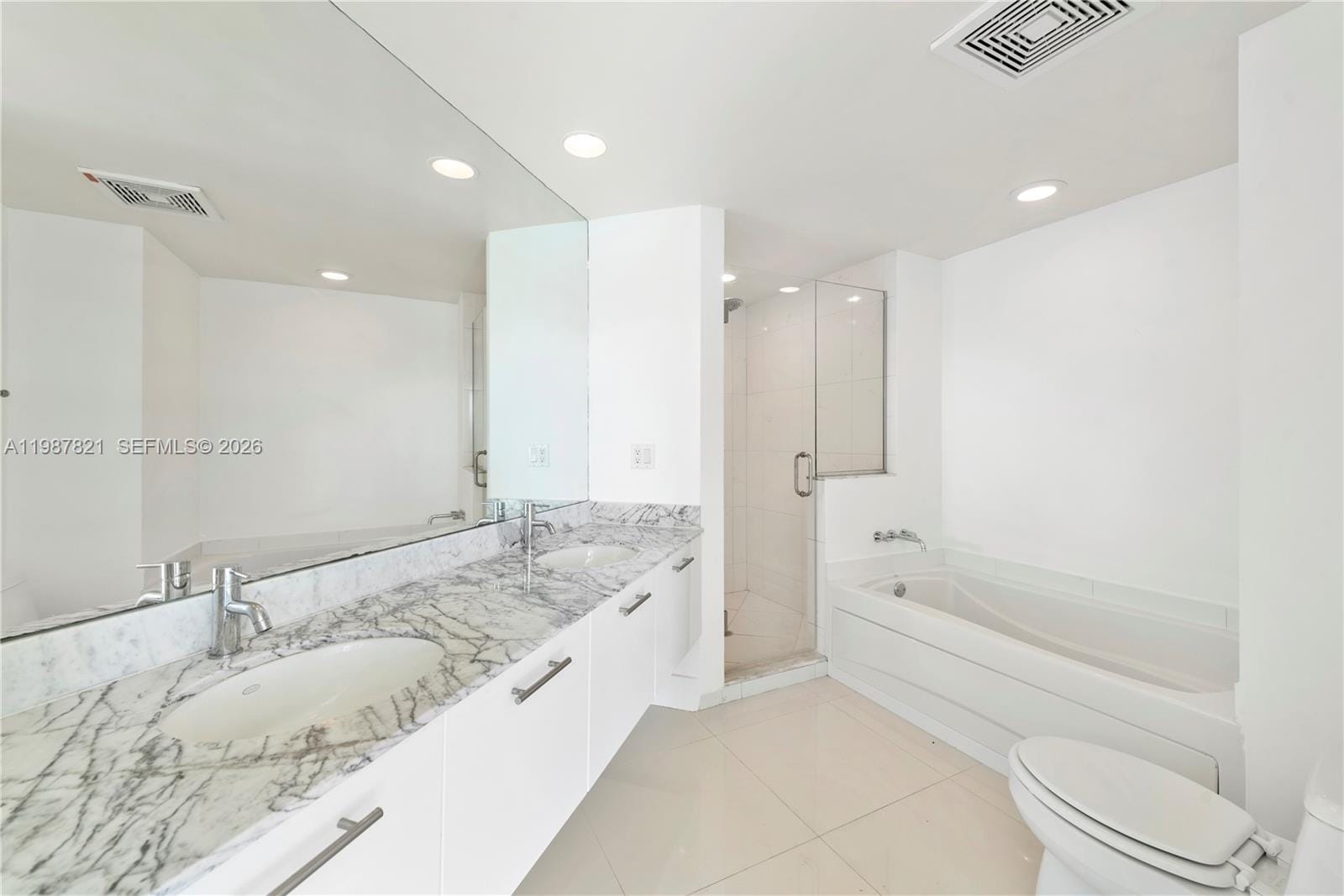 500 Brickell Avenue 1402, Miami, FL 33131 photo 23