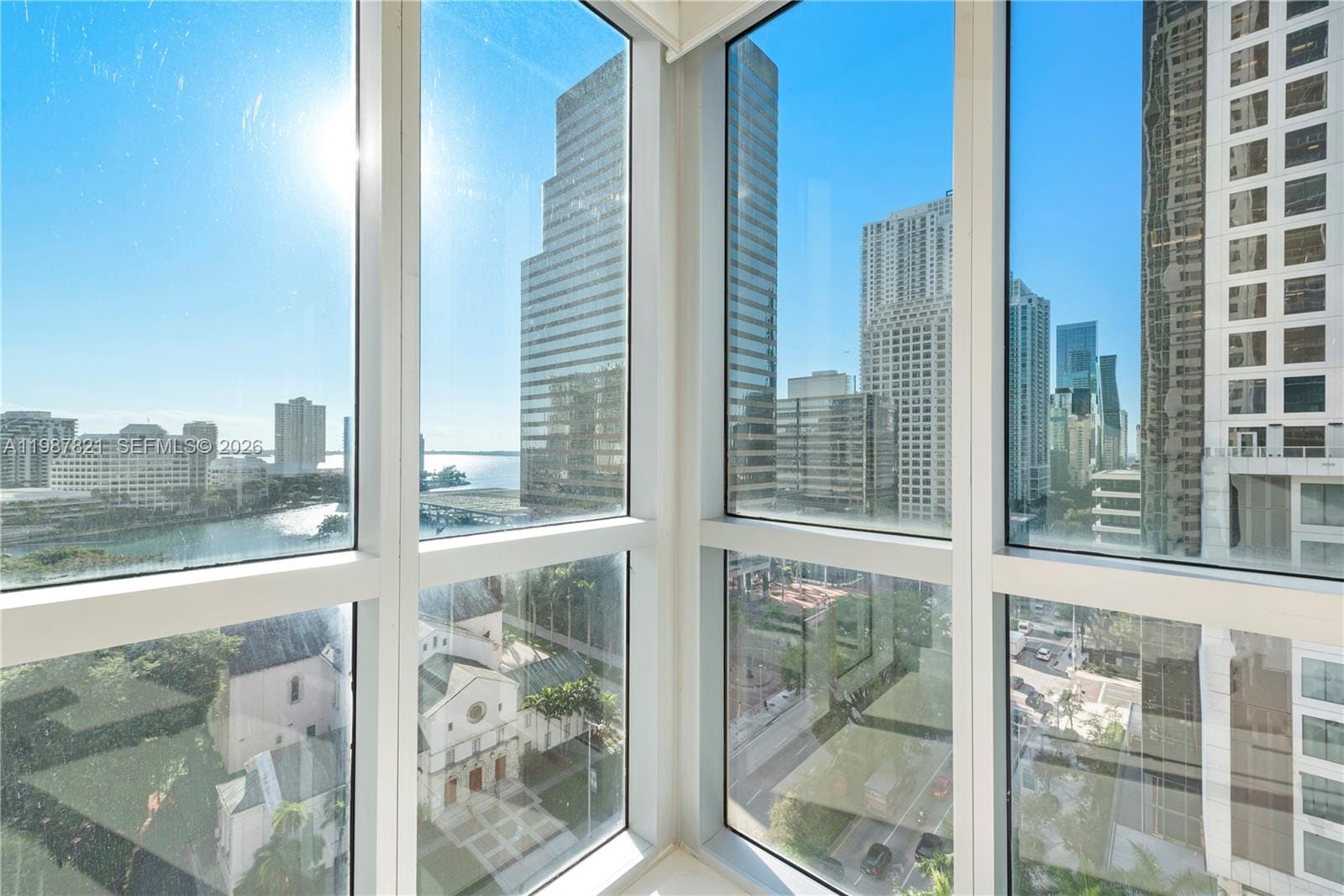 500 Brickell Avenue 1402, Miami, FL 33131 photo 10