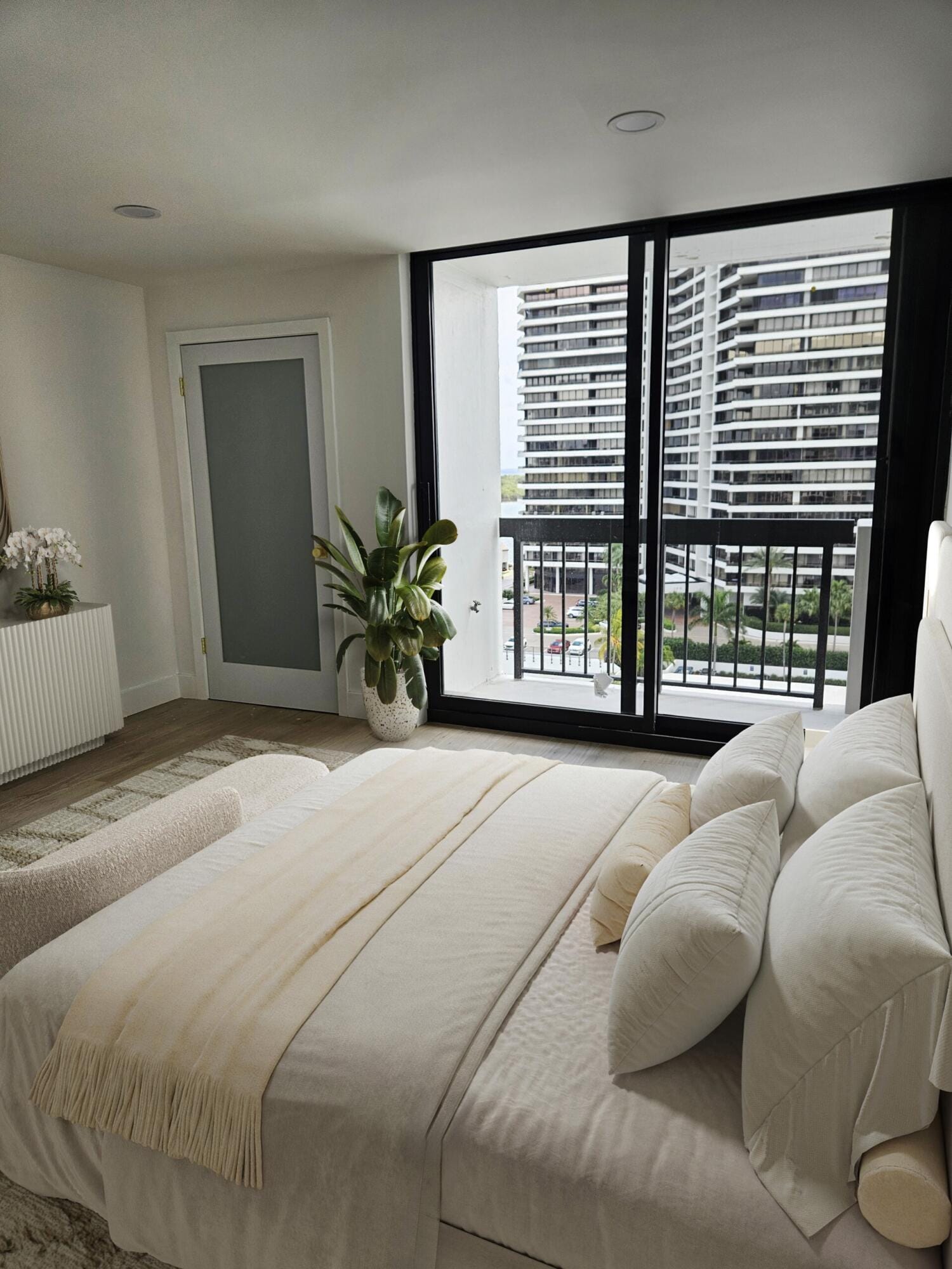 108 Lakeshore Drive 1041 — photo 10