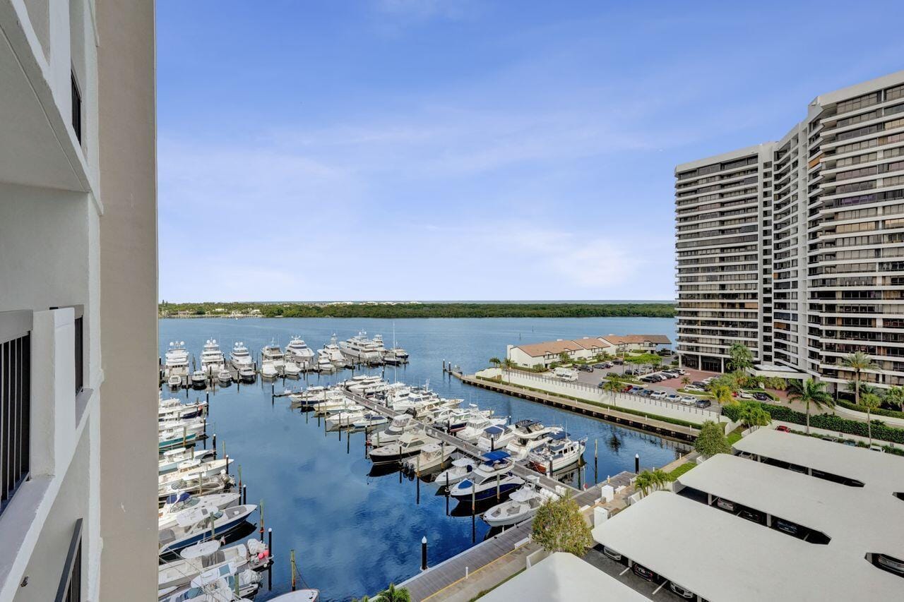 108 Lakeshore Drive 1041 — photo 7