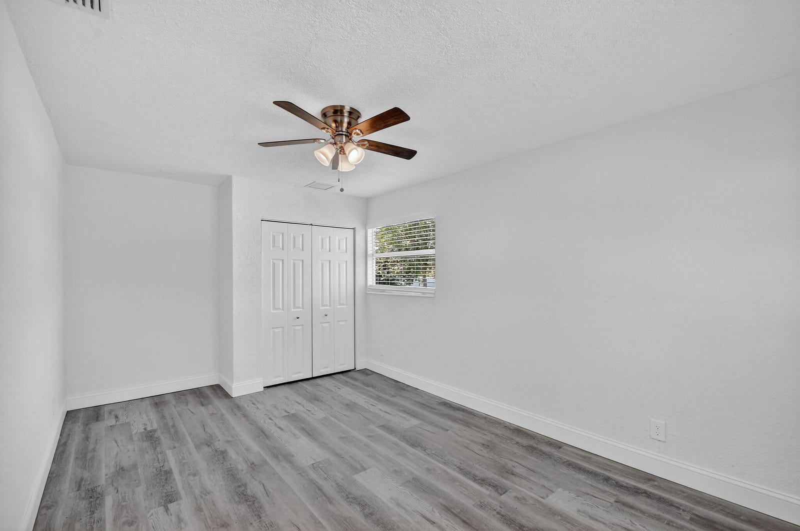 1373 W 30th Street, Riviera Beach, FL 33404 photo 16