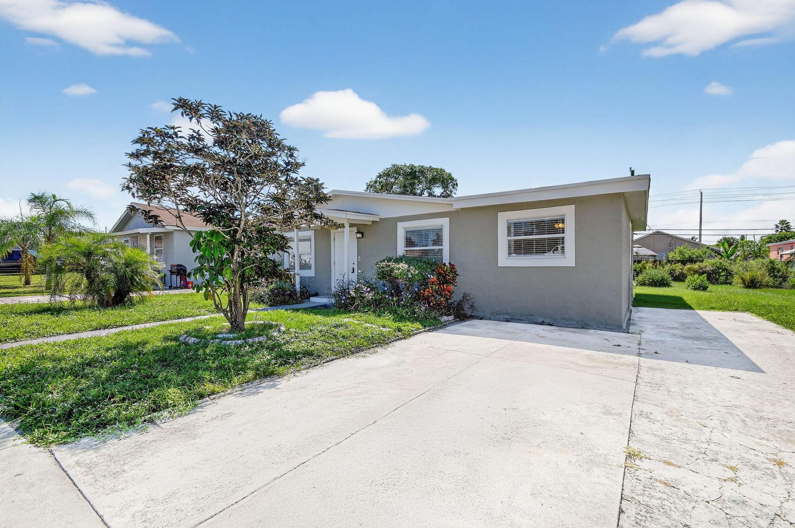 1373 W 30th Street, Riviera Beach, FL 33404 photo 4