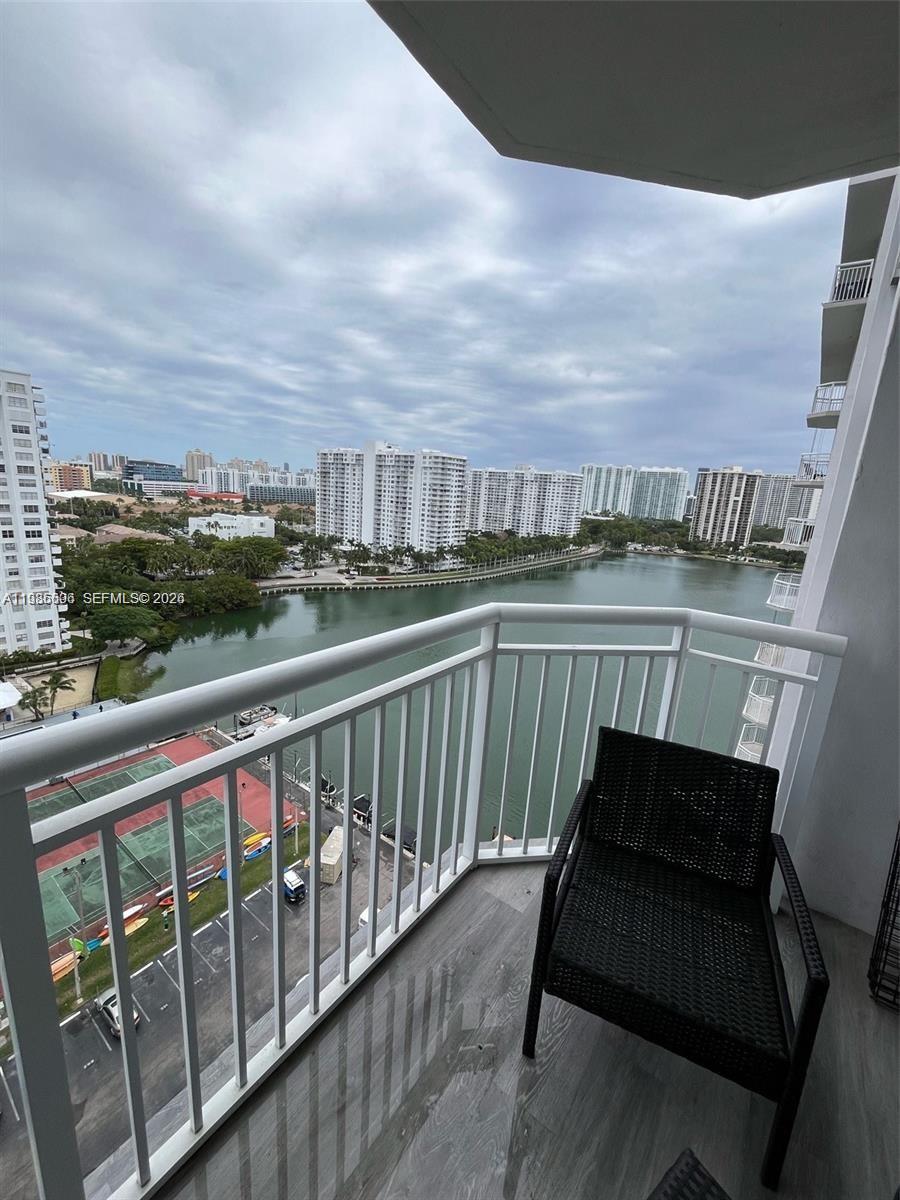 18071 Biscayne Boulevard 1702, Aventura, FL 33160, Aventura