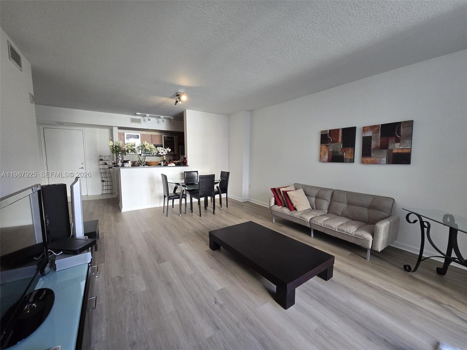 18800 NE 29th Avenue 321, Aventura, FL 33180, Aventura