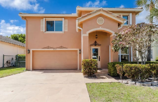 1124 Rialto Drive, Boynton Beach, FL 33436
