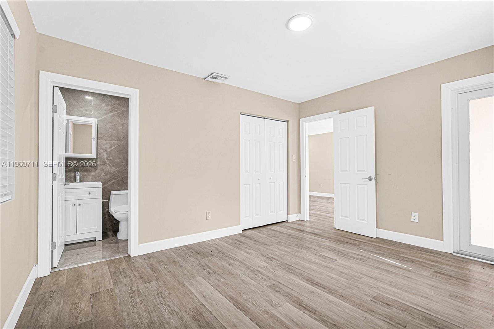 11919 NE 8th Avenue — photo 11