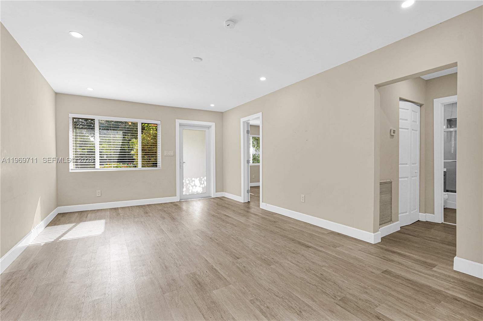 11919 NE 8th Avenue, Biscayne Park, FL 33161 photo 20