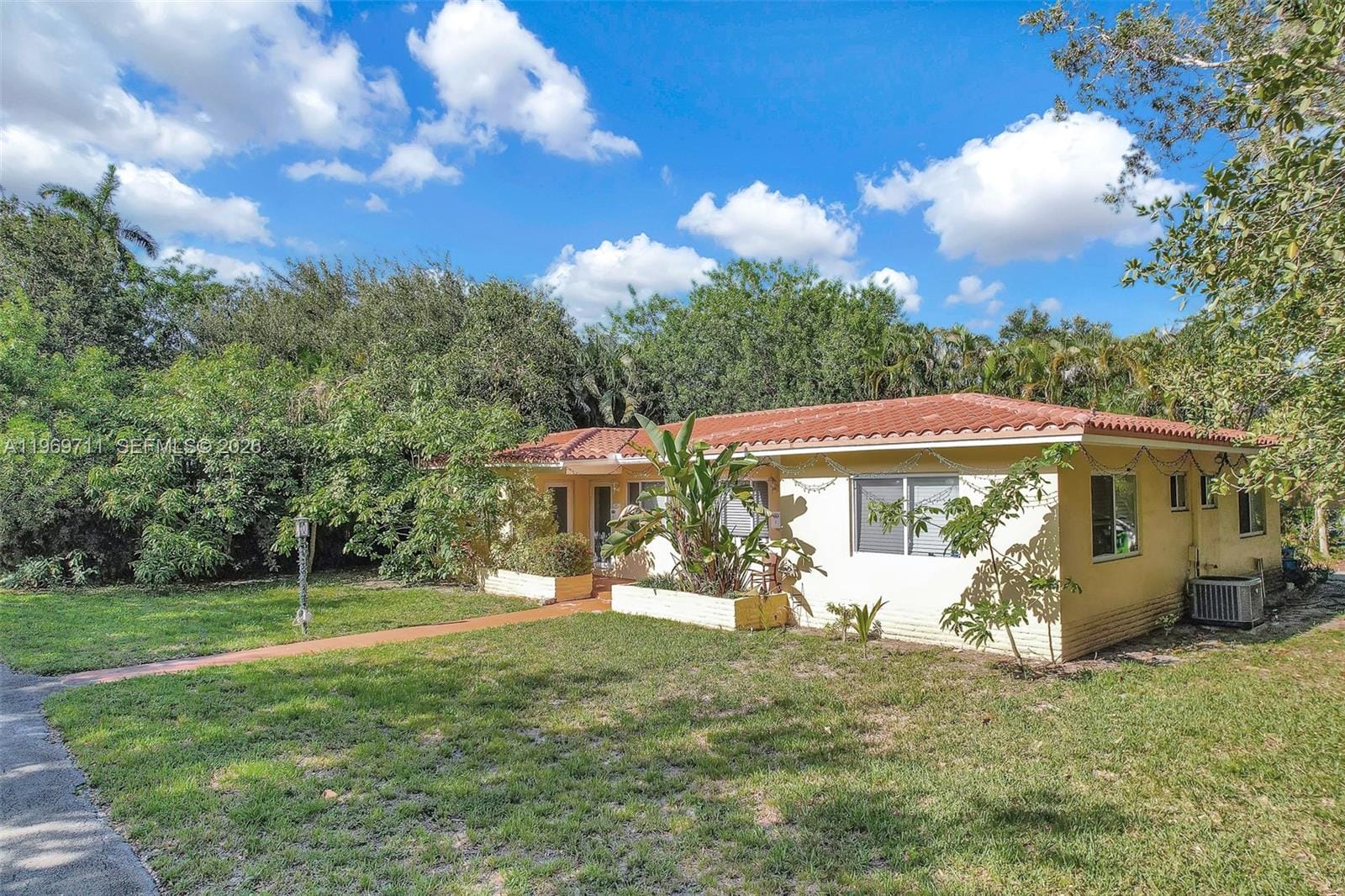 11919 NE 8th Avenue, Biscayne Park, FL 33161 photo 29