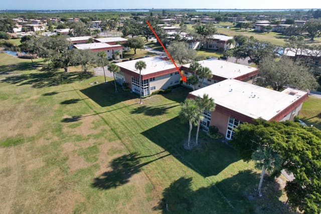 85 Crooked Tree Lane 103, Vero Beach, FL 32962
