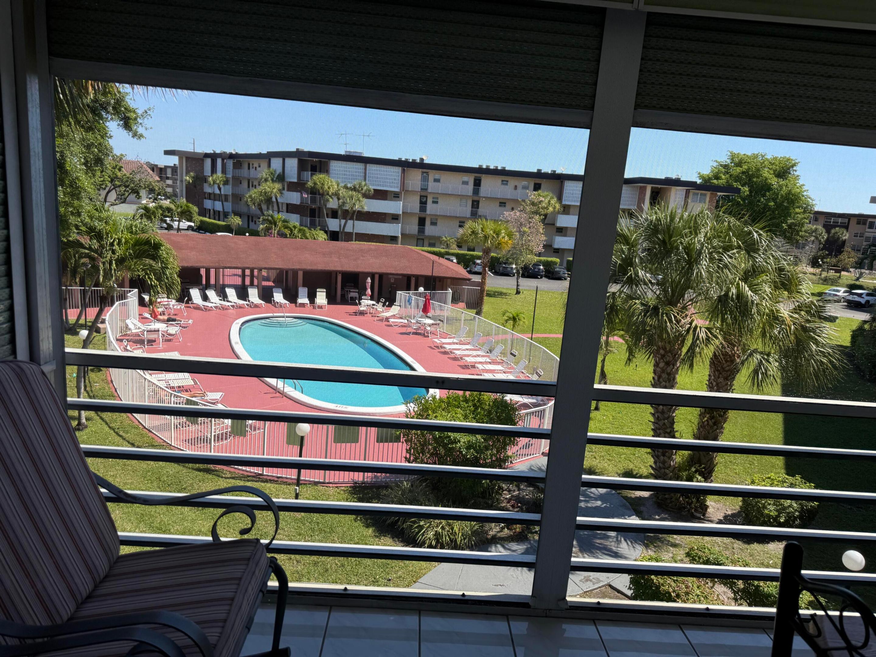 2861 NW 47th Terrace 304b, Lauderdale Lakes, FL 33313, Lauderdale Lakes