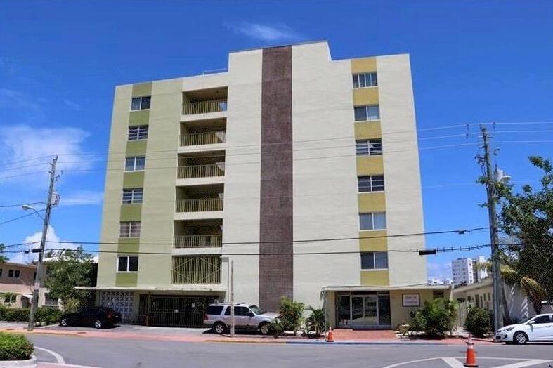8001 Crespi Boulevard 5c, Miami Beach, FL 33141, Miami Beach