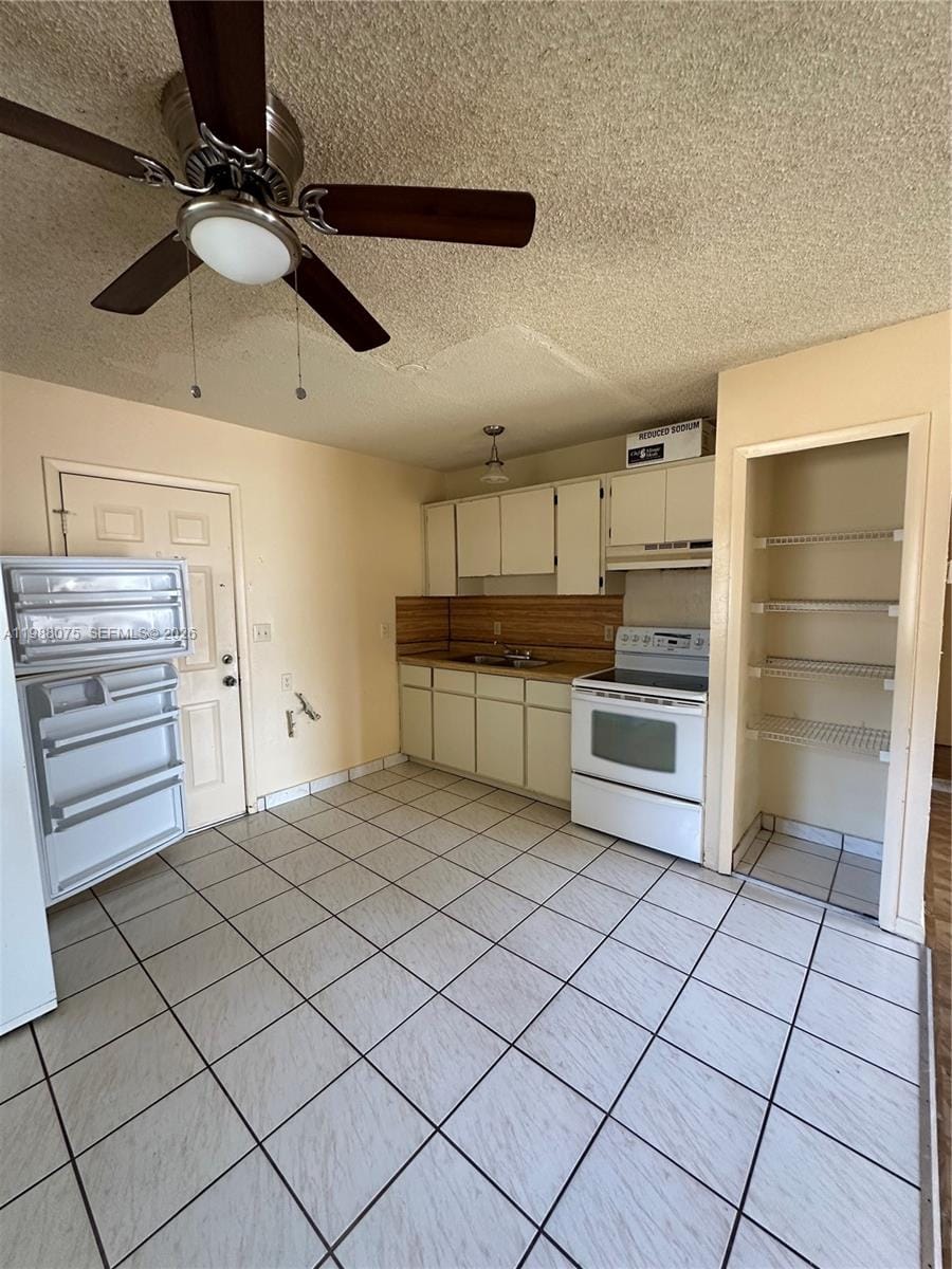 426 Las Palmas, Avon Park, FL 33825 photo 12