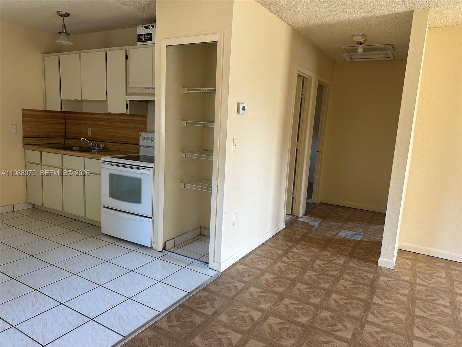 426 Las Palmas, Avon Park, FL 33825 photo 7