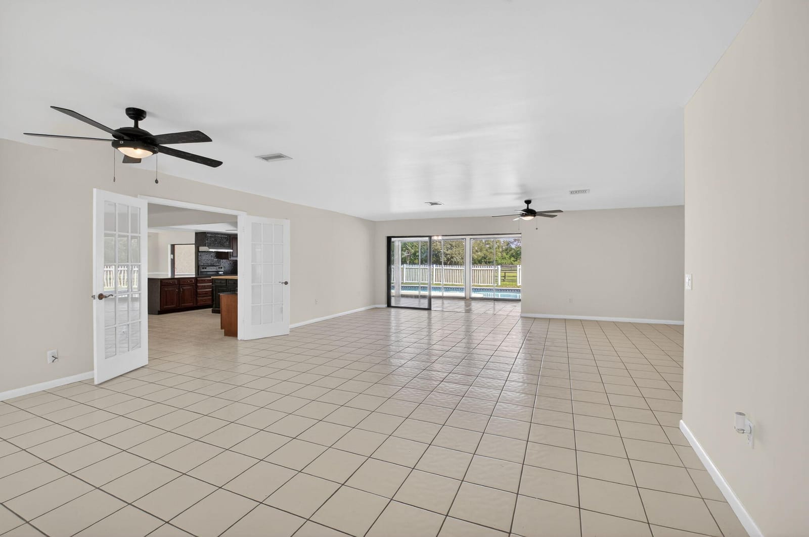 10157 La Reina Road — photo 8