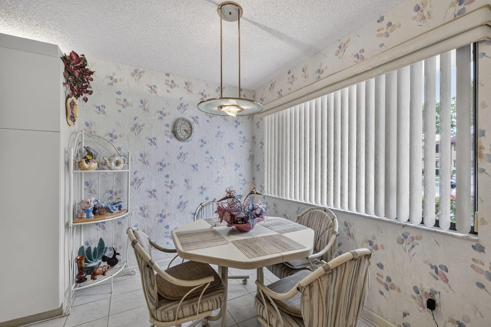 10806 W Clairmont Circle 108 — photo 3