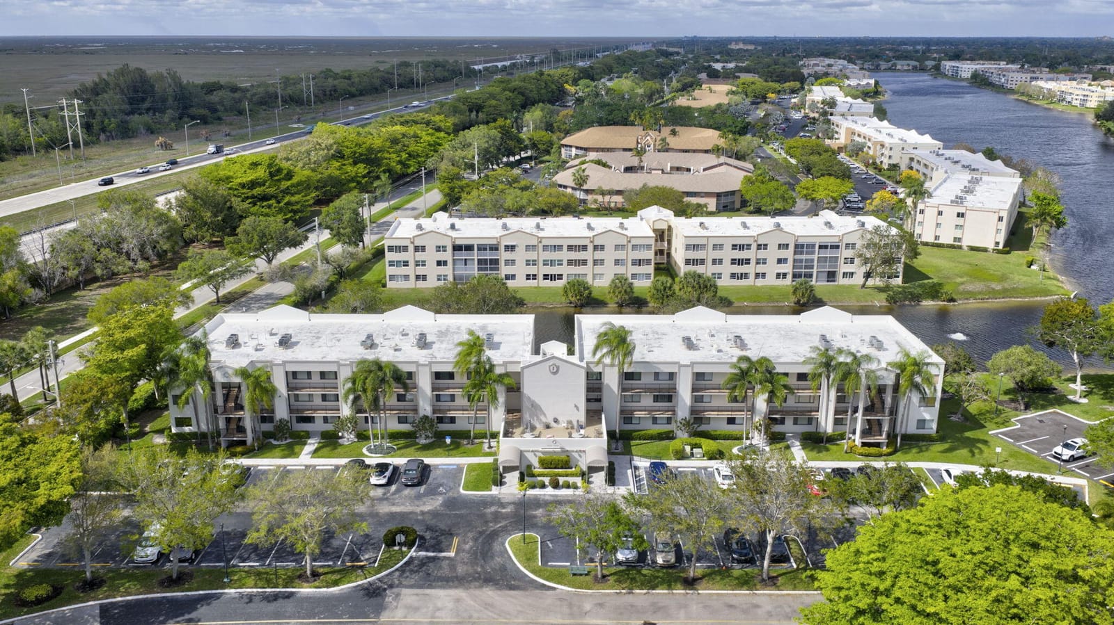 10806 W Clairmont Circle 108, Tamarac, FL 33321 photo 23