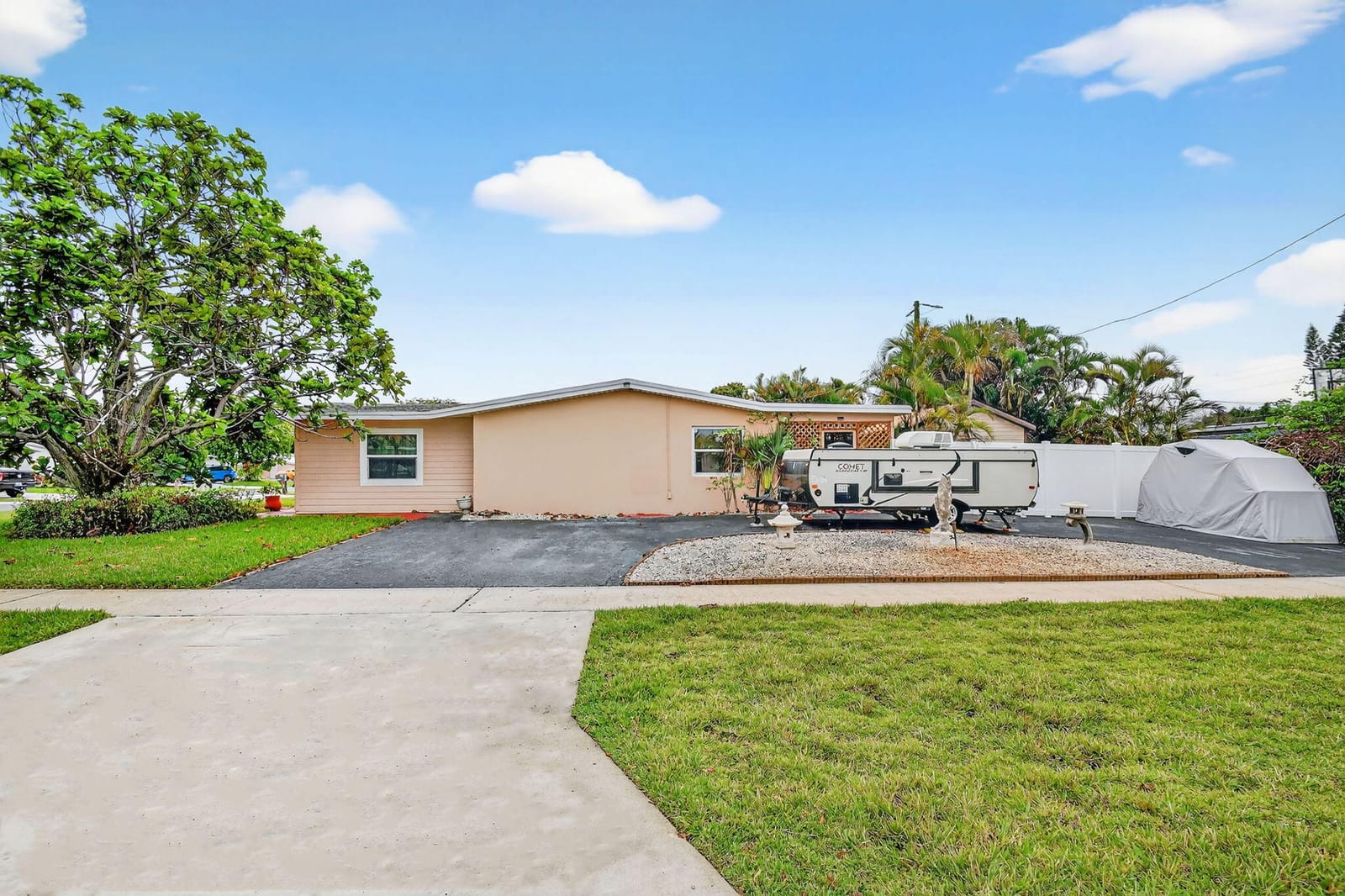 83 Andros Road, Palm Springs, FL 33461 photo 29