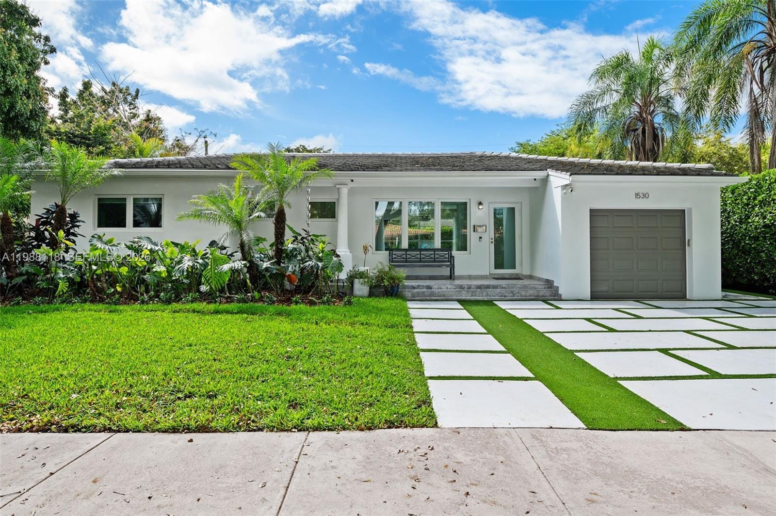 1530 Zuleta Avenue, Coral Gables, FL 33146 photo 2
