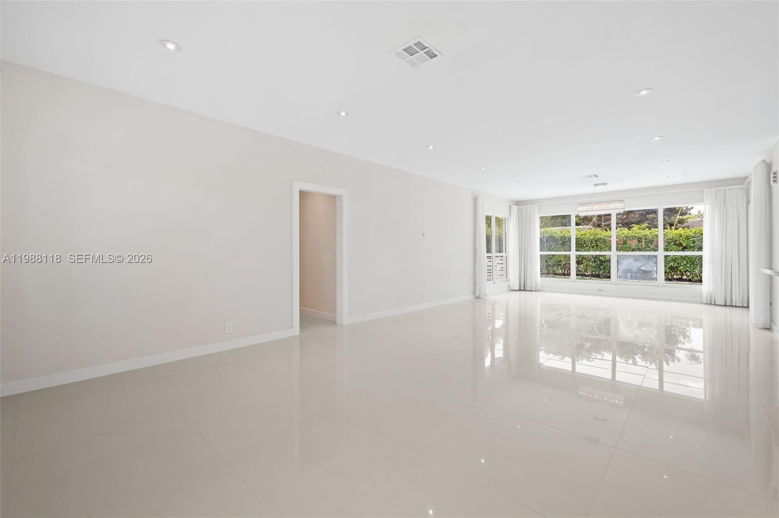 1530 Zuleta Avenue, Coral Gables, FL 33146 photo 7