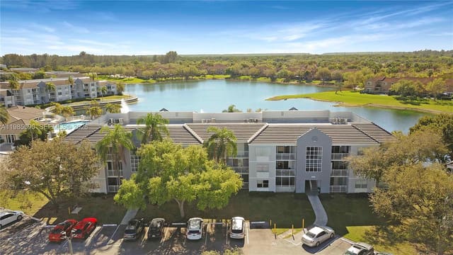 8640 SW 212th Street 303, Cutler Bay, FL 33189