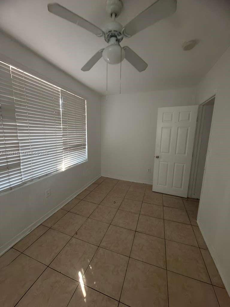 1021 NW 3rd Street 305 — photo 7