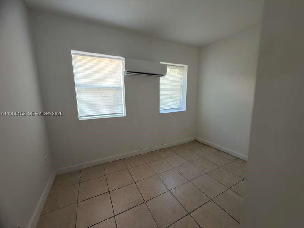 1021 NW 3rd Street 305 — photo 10