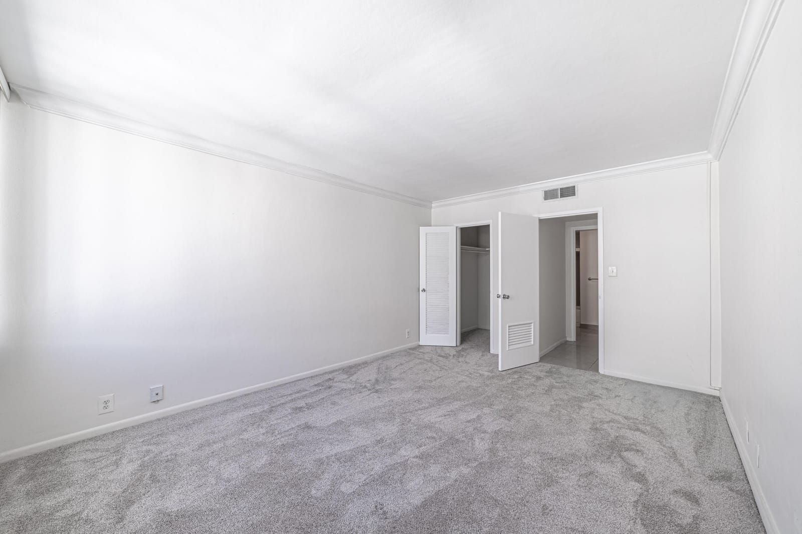 1200 West Avenue 1521, Miami Beach, FL 33139 photo 17