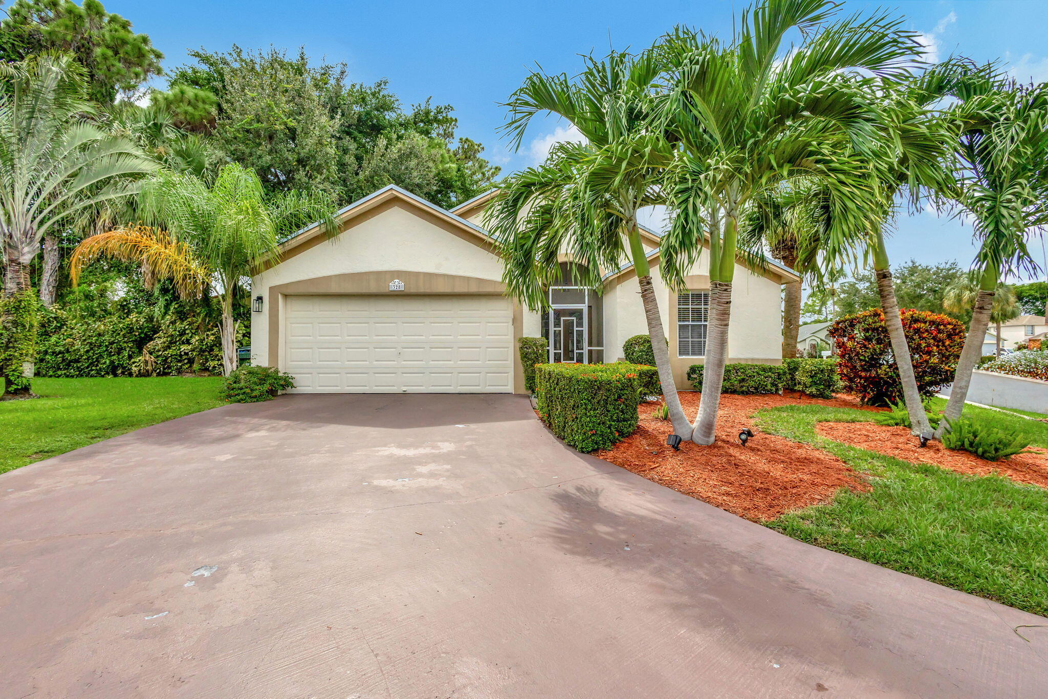 328 Hammocks Trail, Greenacres, FL 33413, Greenacres