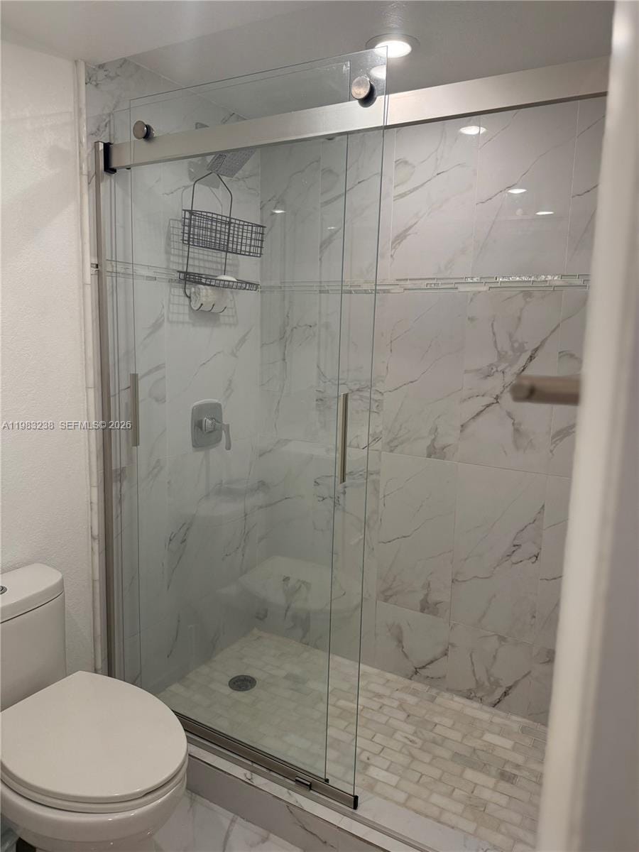 5033 NW 7th Street 312 — photo 11