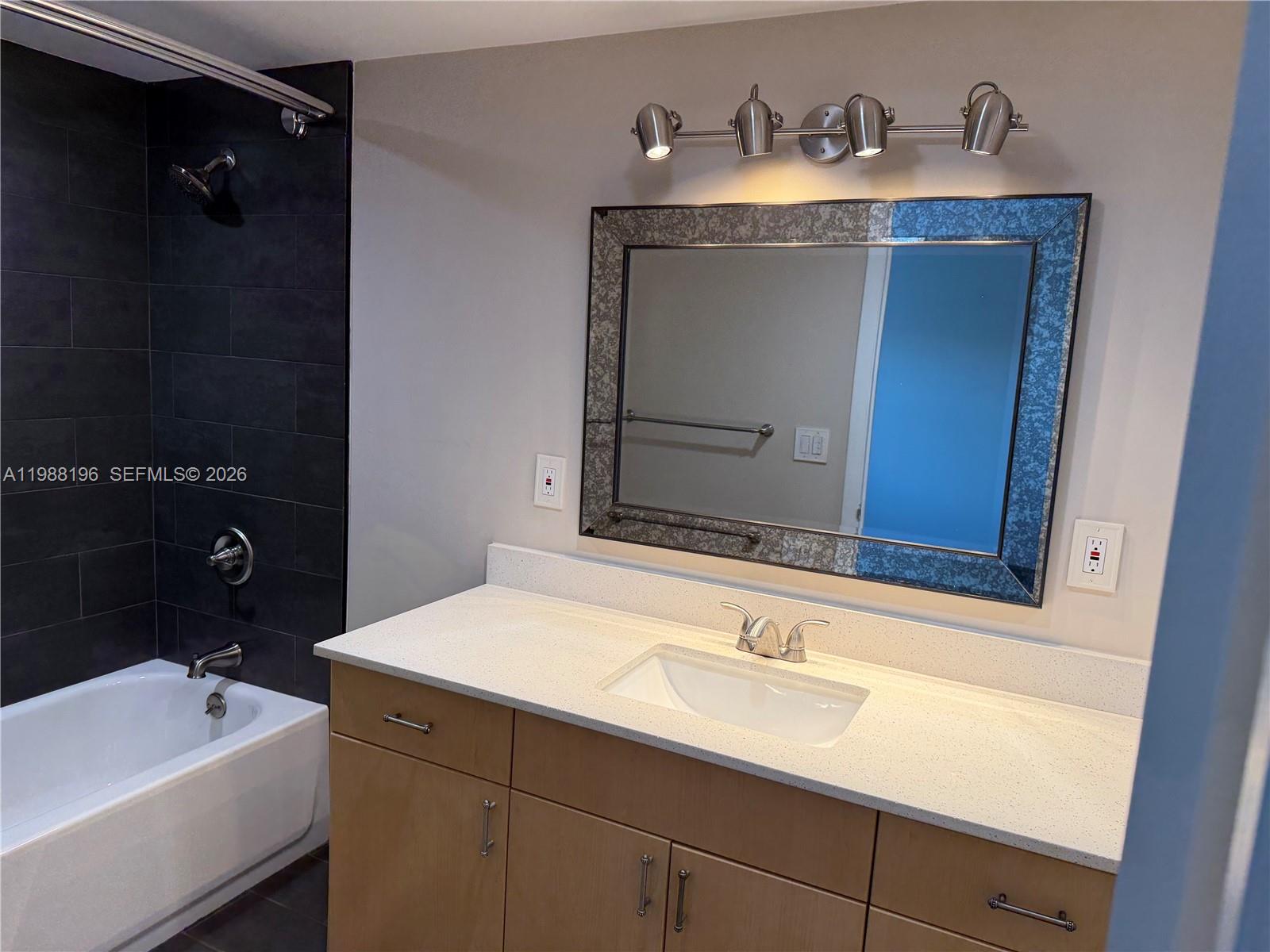 9355 SW 8th Street 305, Boca Raton, FL 33428, Boca Raton