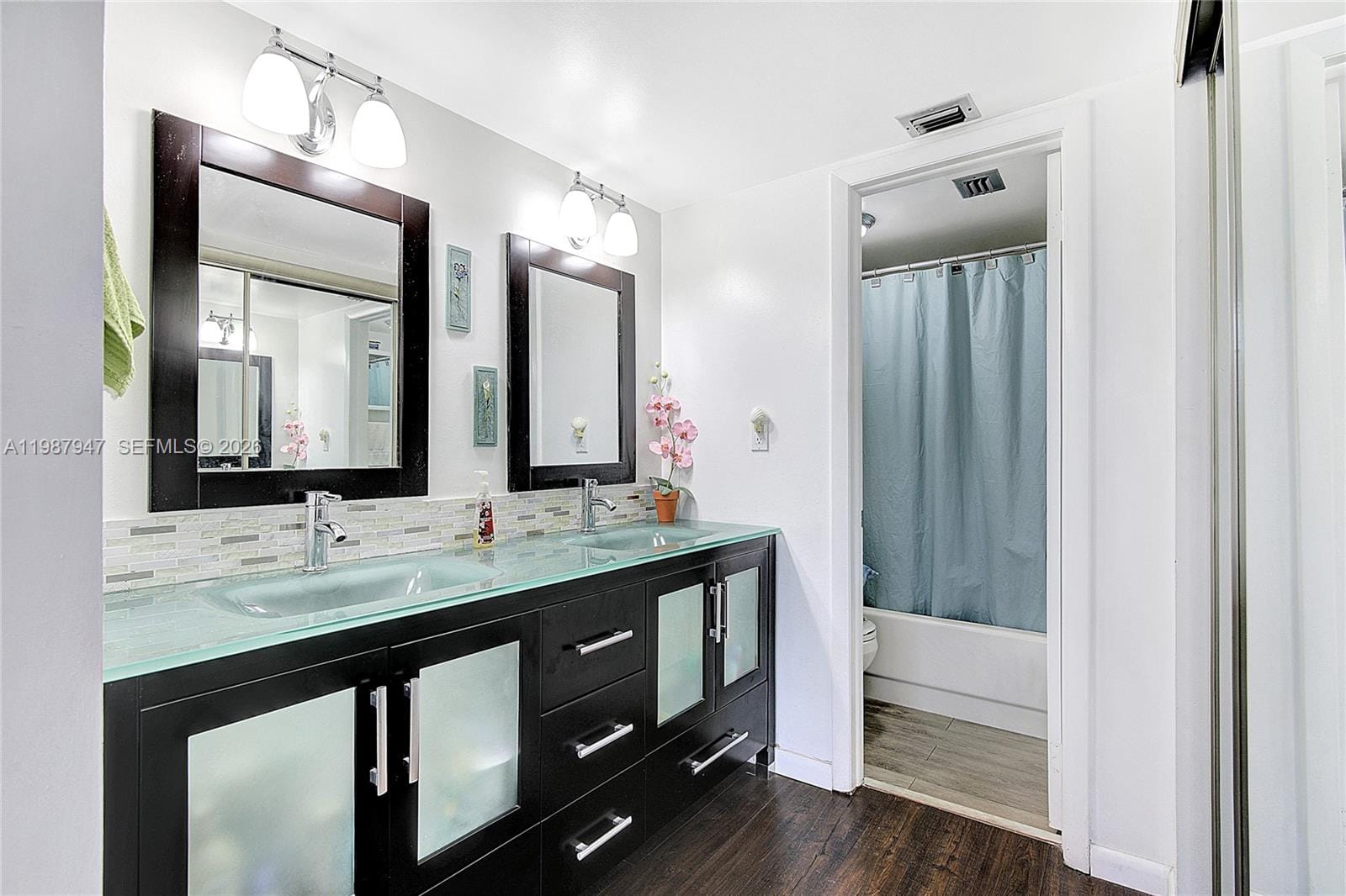 1100 Colony Point Circle 302, Pembroke Pines, FL 33026 photo 10