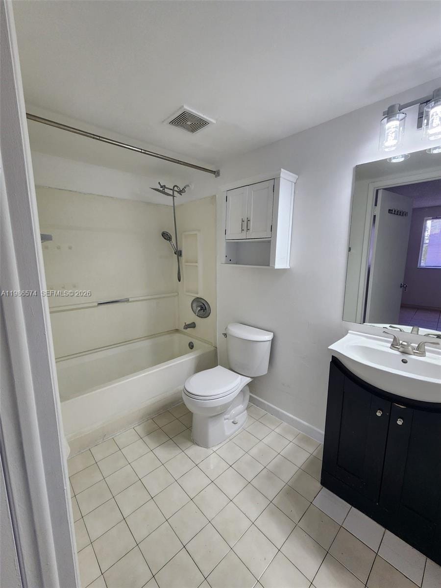 6195 NW 186th Street 309 — photo 11